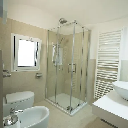 ベッド・アンド・ブレックファスト Charme Dimora Quarta レヴェラーノ