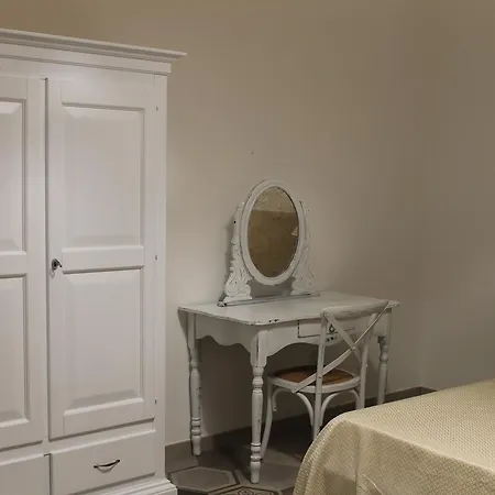 Charme Dimora Quarta Bed & Breakfast